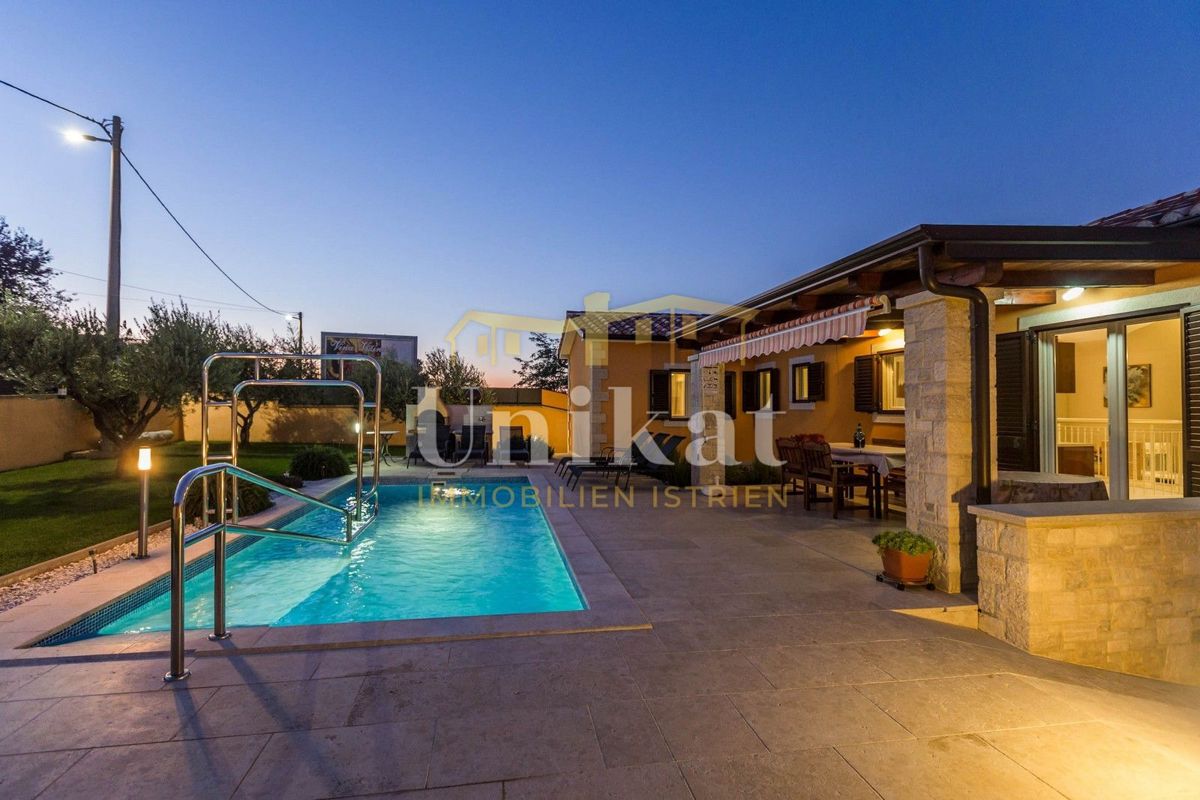 Casa con splendida vista - Vižinada